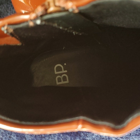 BEAUTIFUL LOREN POINTED TOE BOOTS - Picture 7 of 7